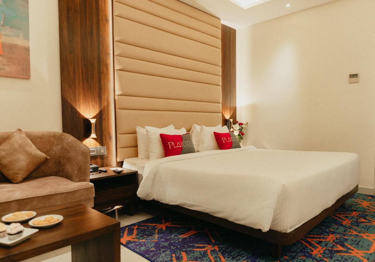 Playotel Premier Vijay Nagar Indore Esterno foto