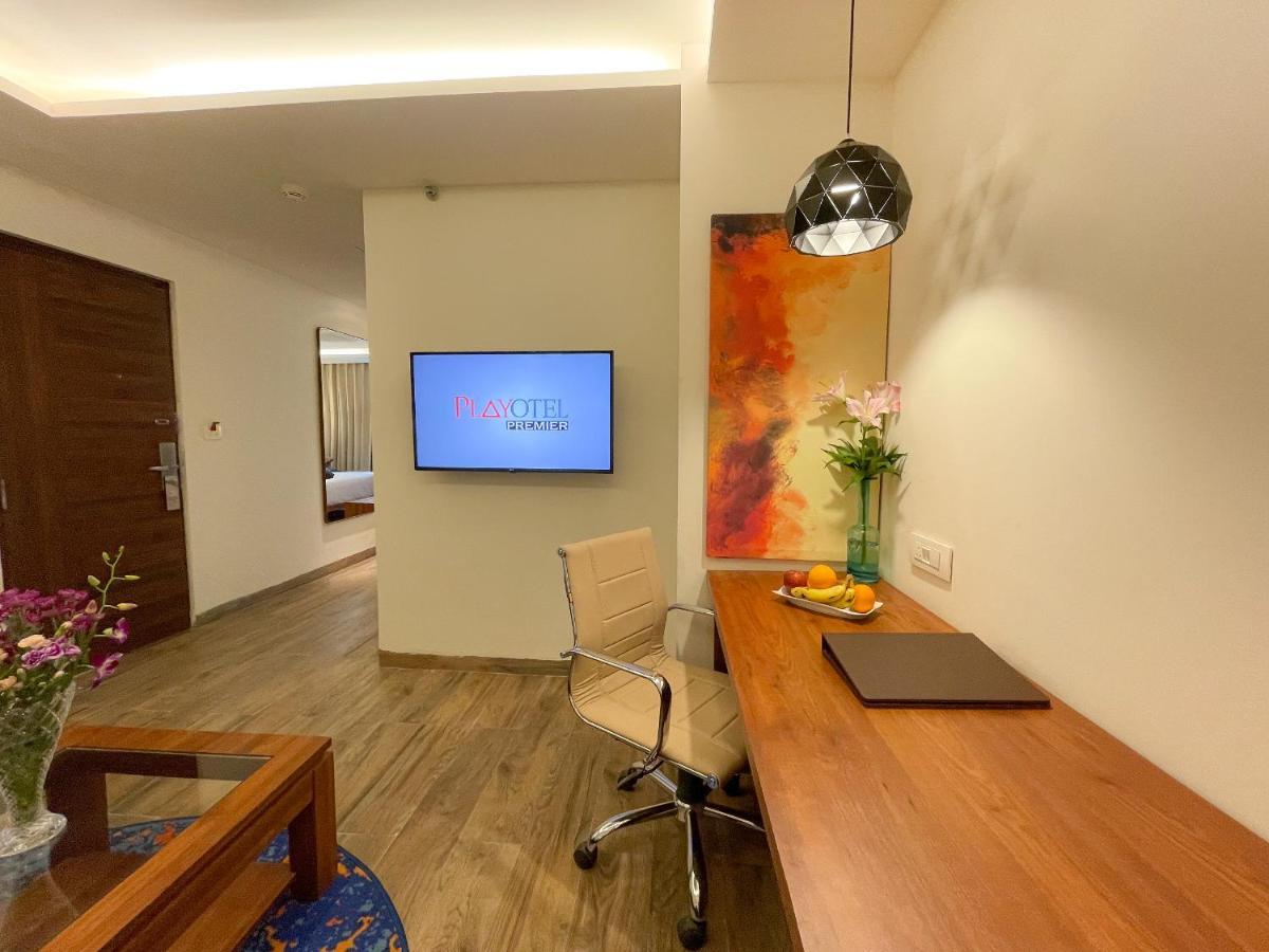 Playotel Premier Vijay Nagar Indore Esterno foto